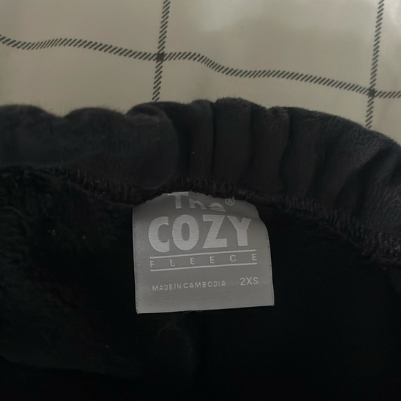 TNA Cozy Sweat  Shorts size xxs Black - Picture 4 of 4